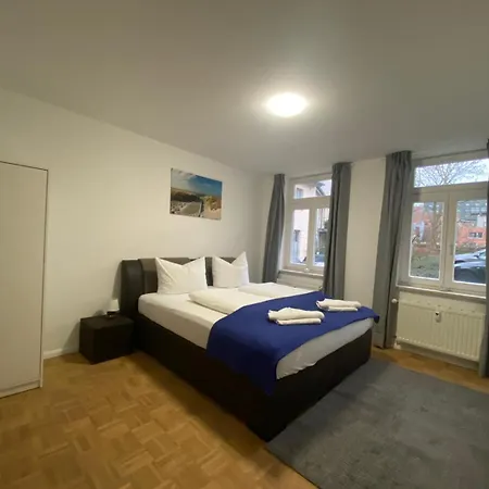 Apartment Bernstein Ruhig, Familienfreundlich Mit Garten Rostock Exterior photo