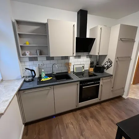Apartment Bernstein Ruhig, Familienfreundlich Mit Garten Rostock Exterior photo