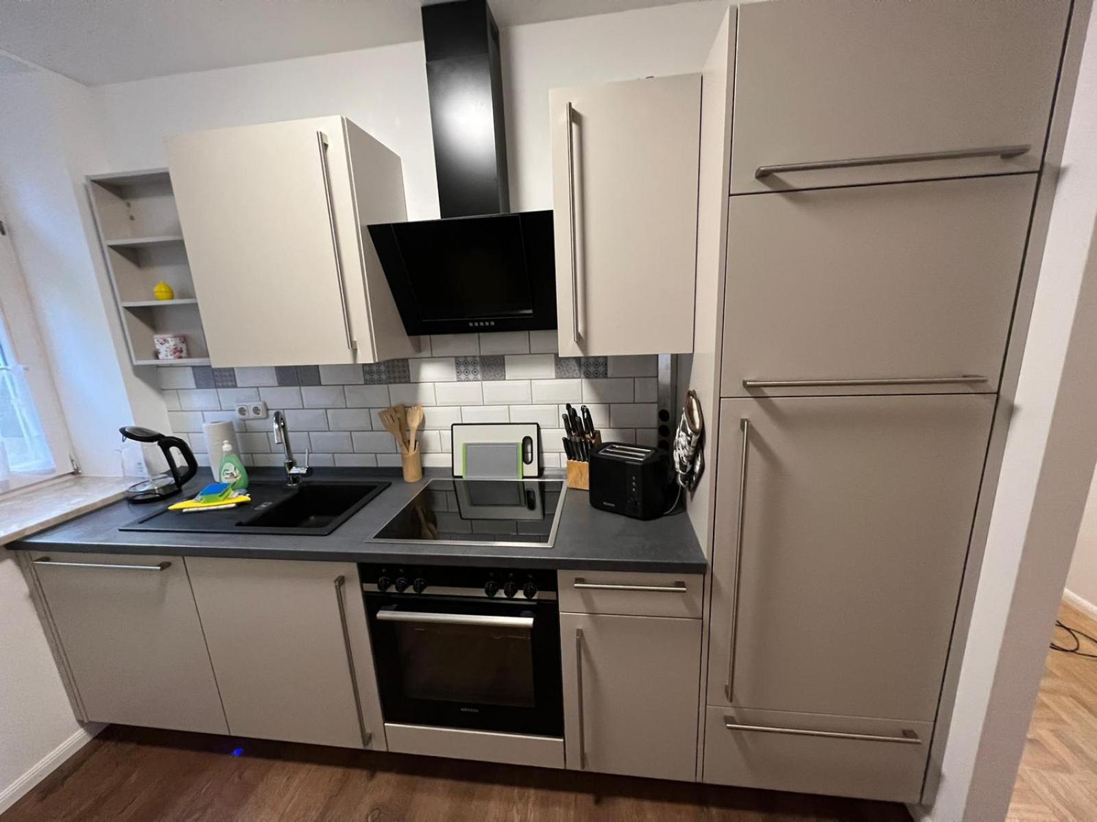 Appartement Bernstein Ruhig, Familienfreundlich Mit Garten Rostock
